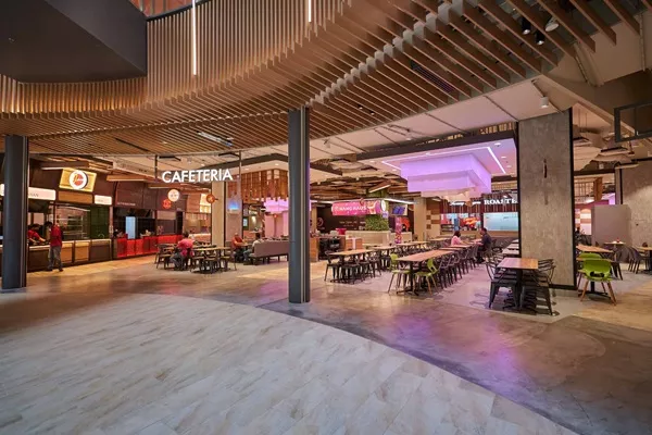 Food Court